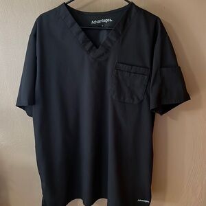 UNIFORM ADVANTAGE MEN'S SCRUB TOP